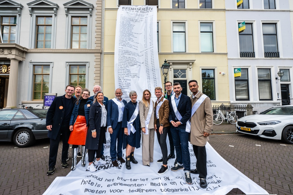 Stunt tegen de btw-verhoging op Prinsjesdag - Foto: Jitske Nap